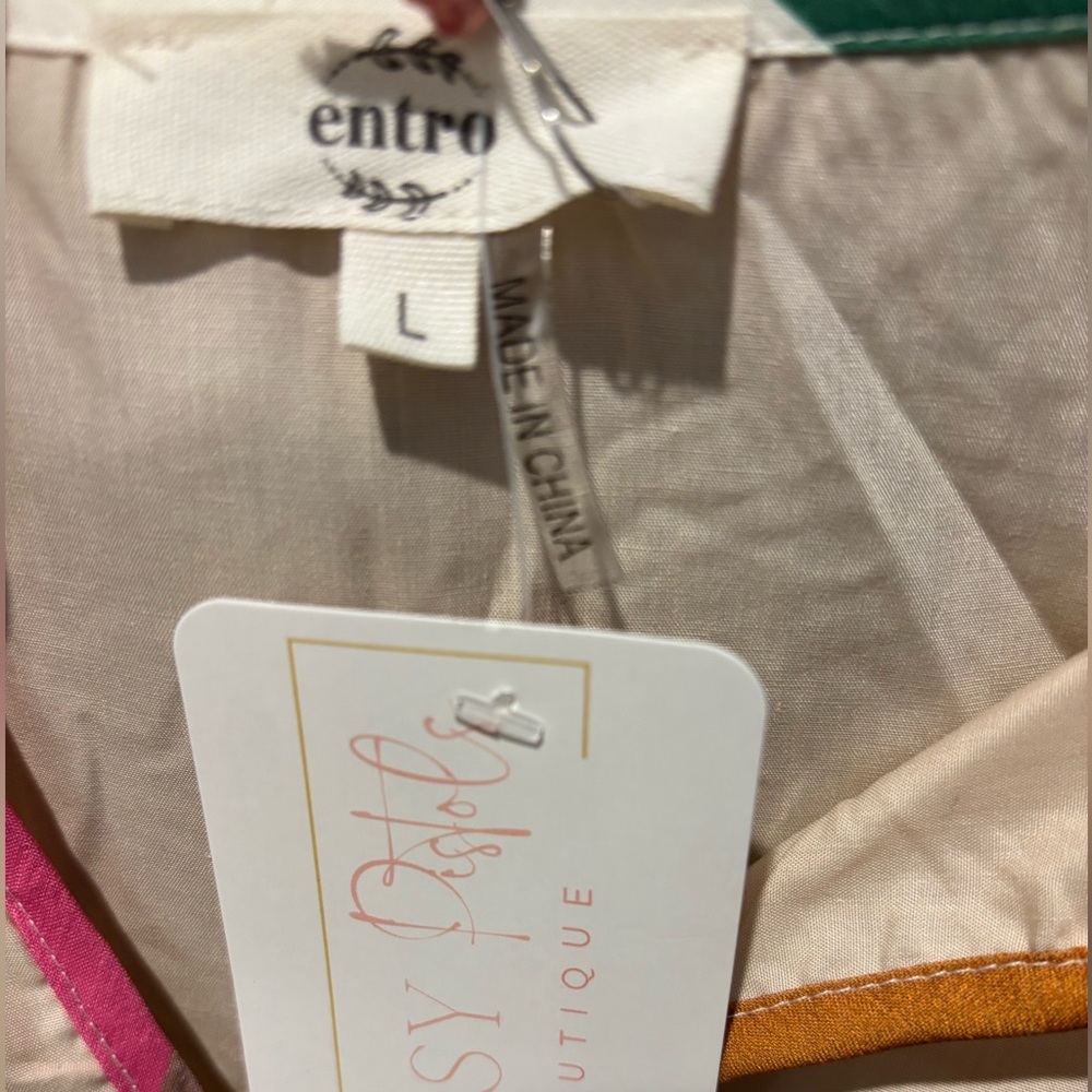 Entro brand dress.  New with tags.  Size large (runs slightly big)